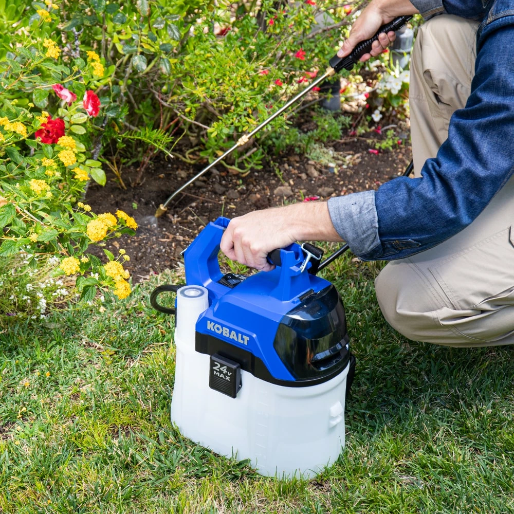 Kobalt Garden Sprayers 2.11-Gallon Plastic Handheld Sprayer 14 Kobalt Garden Sprayers 2.11-Gallon Plastic Handheld Sprayer - Image 14