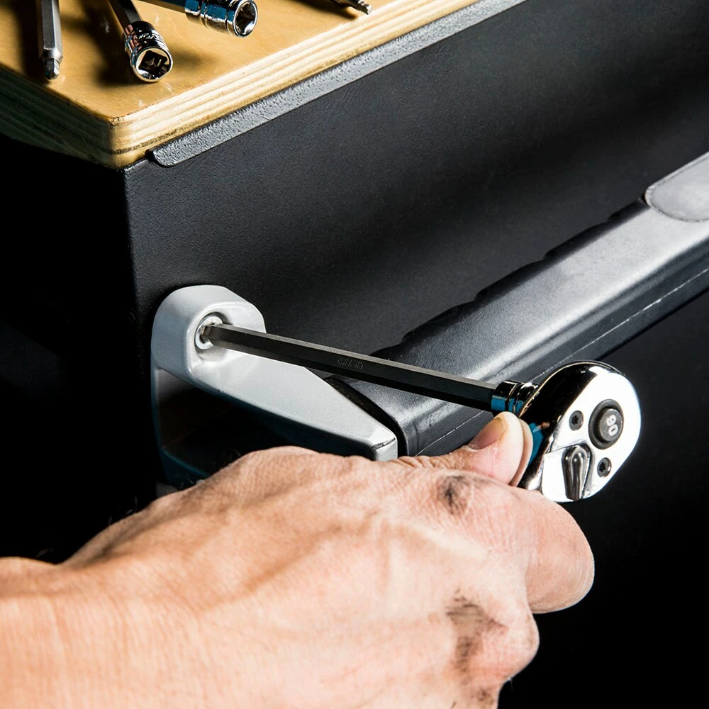 Kobalt Driver Sockets & Sets 7-Piece 1/4-in; 3/8-in Drive Set Hex Bit Standard (SAE) Driver Socket Set 4 Kobalt Driver Sockets & Sets 7-Piece 1/4-in; 3/8-in Drive Set Hex Bit Standard (SAE) Driver Socket Set - Image 4