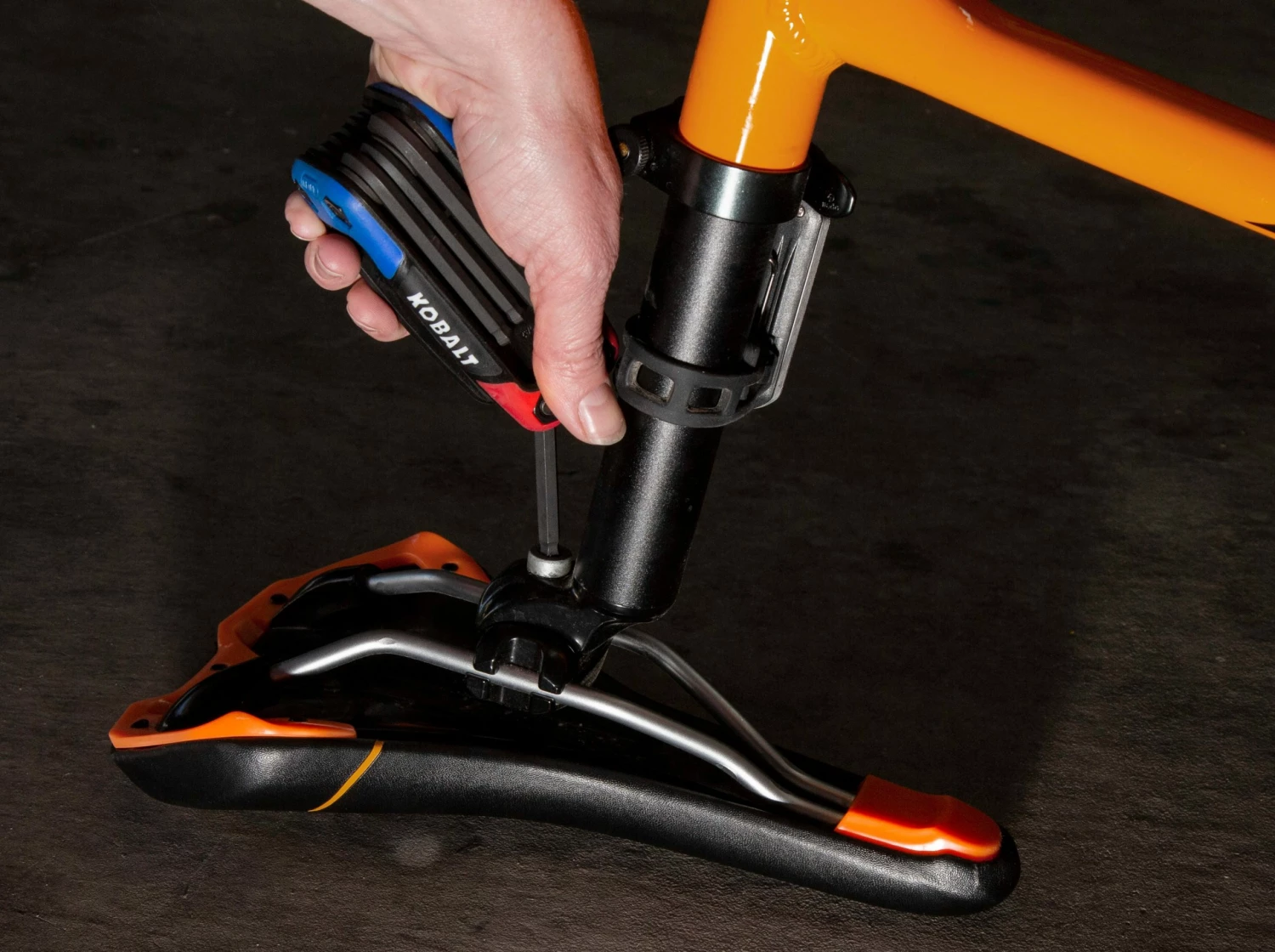 Kobalt Hex Keys & Torx Keys 17-key Standard (Sae) and Metric Combination Folding Hex Key Set 7 Kobalt Hex Keys & Torx Keys 17-key Standard (Sae) and Metric Combination Folding Hex Key Set - Image 7