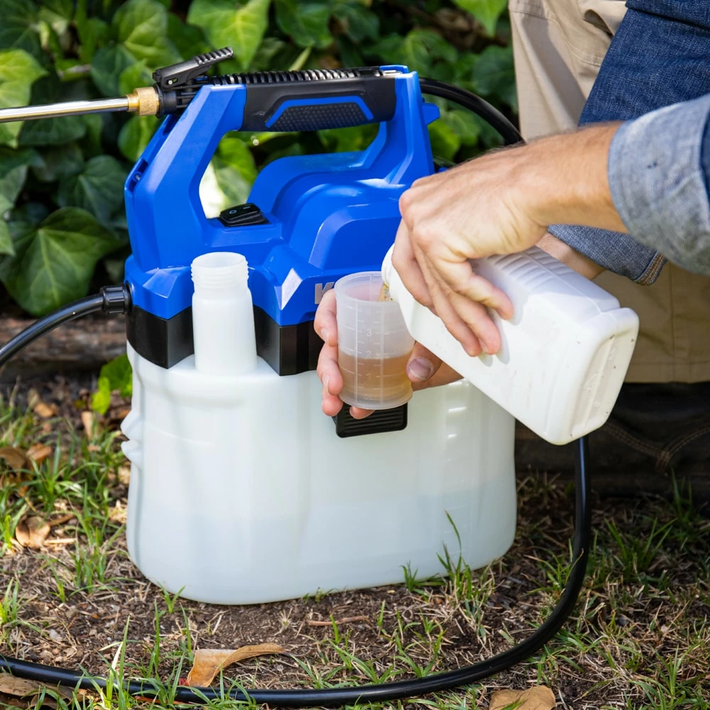 Kobalt Garden Sprayers 2.11-Gallon Plastic Handheld Sprayer 11 Kobalt Garden Sprayers 2.11-Gallon Plastic Handheld Sprayer - Image 11