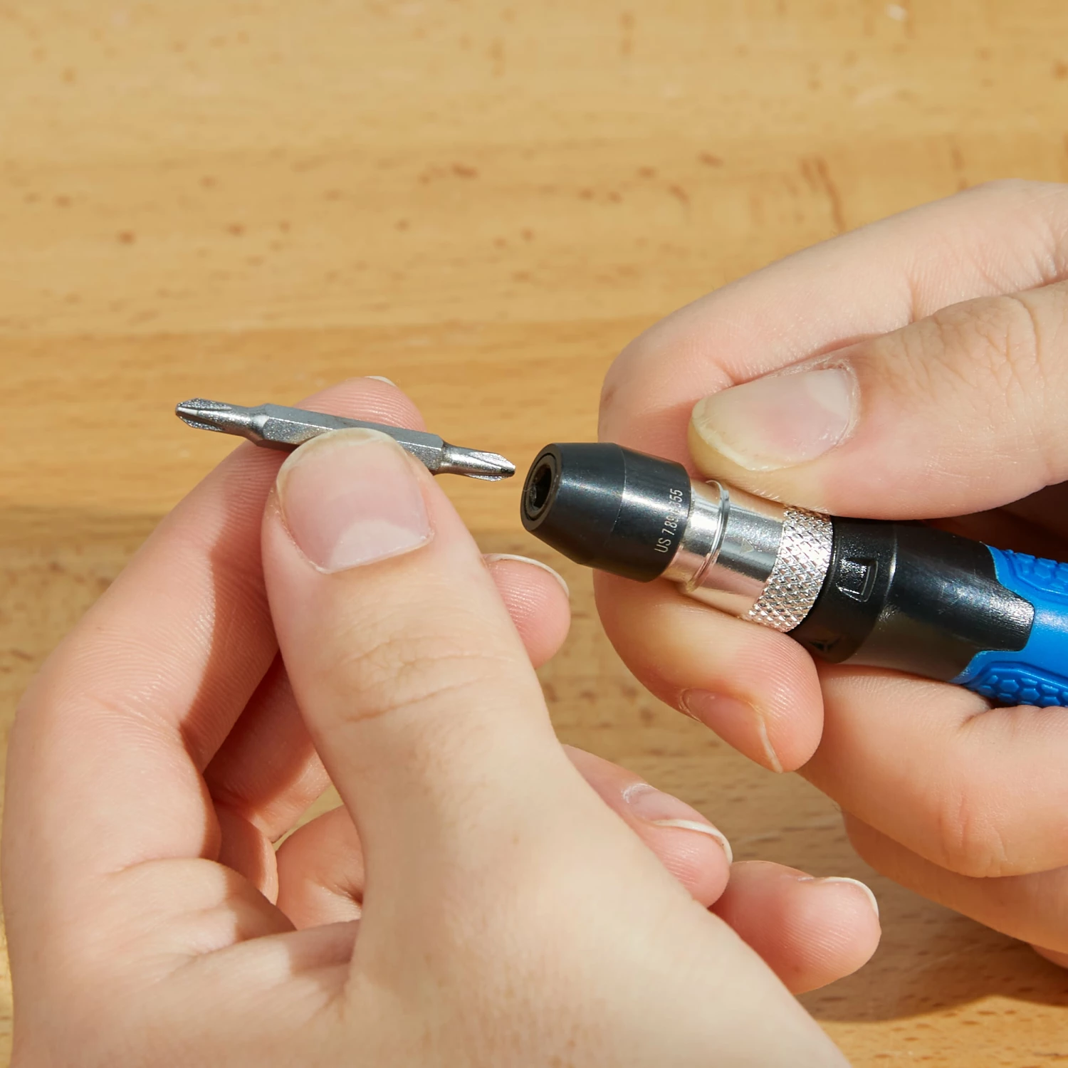 Kobalt Screwdrivers Precision screwdriver set 14-Piece Plastic Handle Set Multi-bit Screwdriver Set 3 Kobalt Screwdrivers Precision screwdriver set 14-Piece Plastic Handle Set Multi-bit Screwdriver Set - Image 3