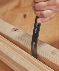 Kobalt Crowbars & Pry Bars Prybar 7-in High Carbon Steel Wrecking Bar -Kobalt Best Sale 45373731